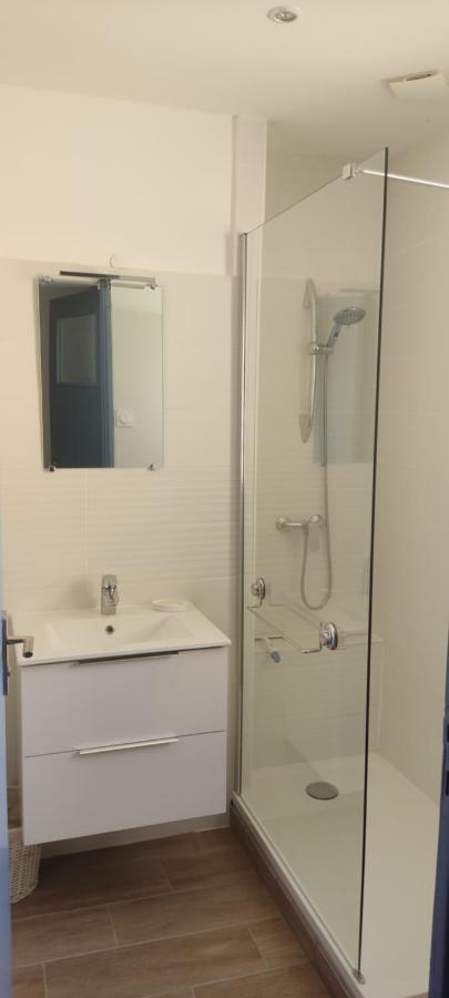 Apartment Le Gabian, Duplex Proche Et Centre *